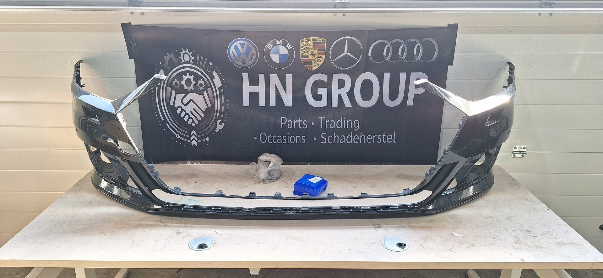 Audi A8 4N D5 voorbumper 4N0807437A, Auto-onderdelen, Gebruikt, -, Voor, -