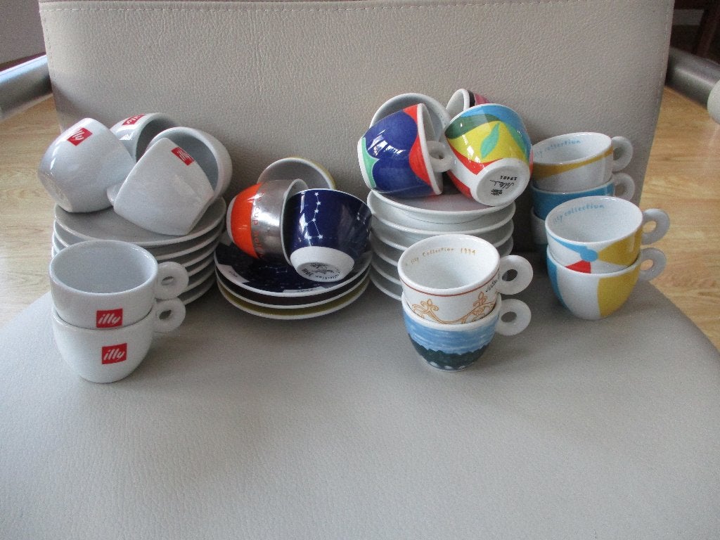 Illy - porselein - Collection - espresso, Overige typen, Ophalen of Verzenden, Zo goed als nieuw, Meerkleurig