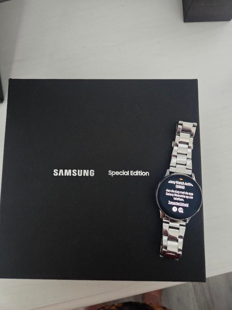 Samsung Galaxy Watch Active 2 Special Edition, Ophalen of Verzenden, Zo goed als nieuw, Samsung, Waterdicht