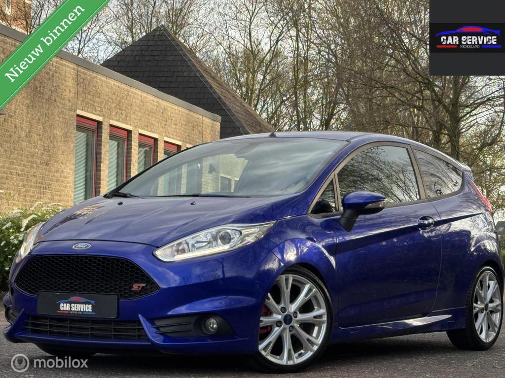 Ford Fiesta 1.6 ST2/2015/183PK/KEYLESS/LMV/STLVW/NETTE STAAT, Voorwielaandrijving, 1596 cc, 1063 kg, Gebruikt
