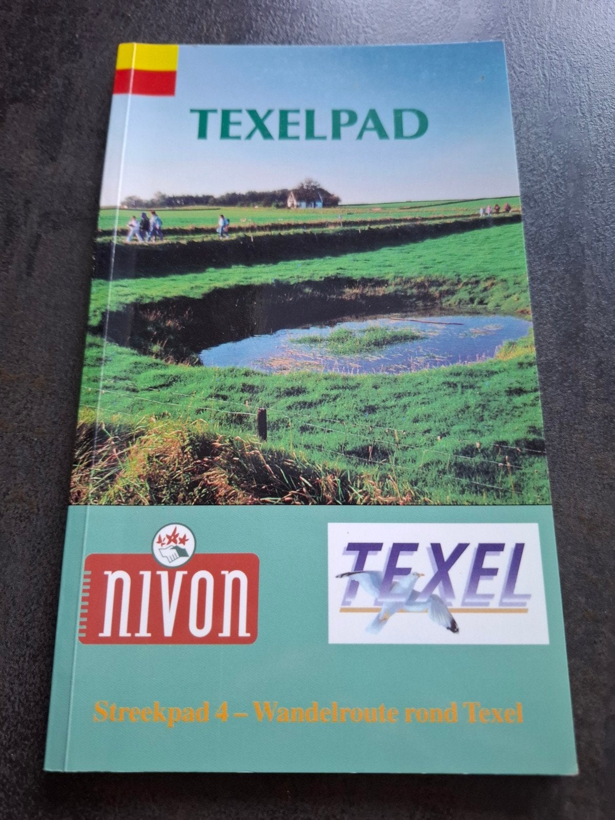 Diederik Monch - Texelpad, streekpad 4, Europa, Ophalen of Verzenden, Reisgids of -boek, Diederik Monch; Wim van der Ende