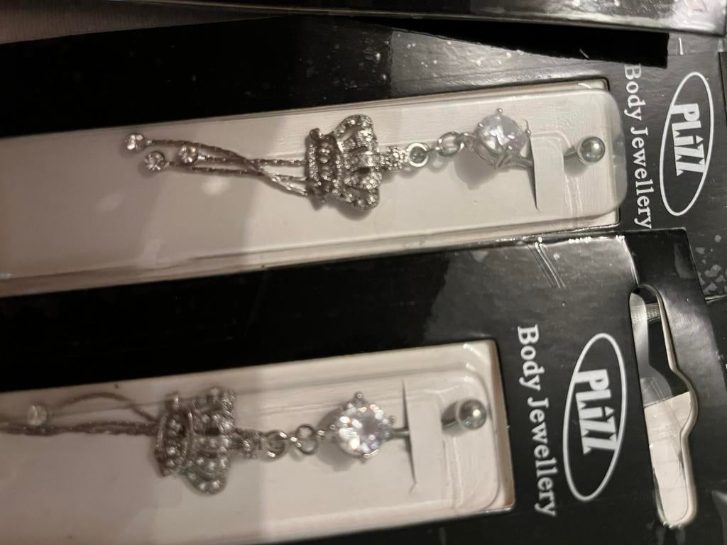 Mooi piercing voor koniing dag, Ophalen of Verzenden, Zo goed als nieuw, Staal