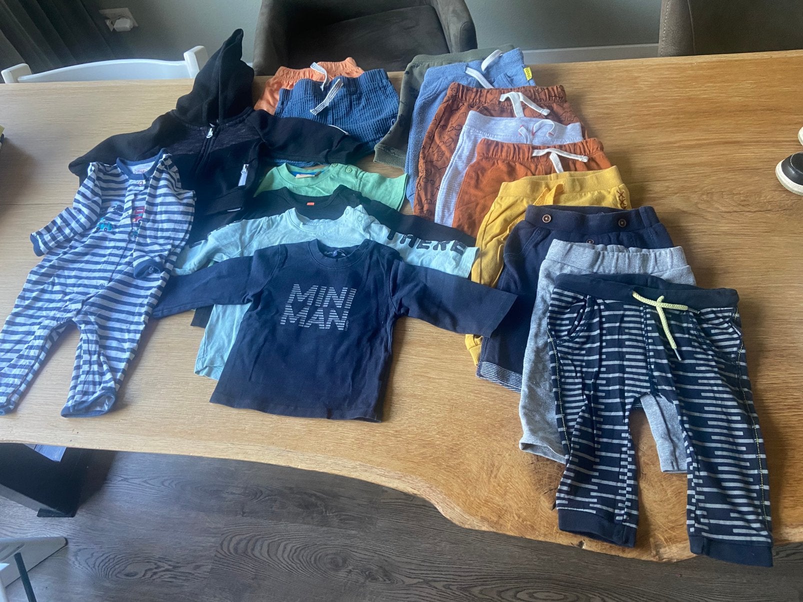 Kleding pakket jongens maat 62 (18 stuks), Kinderen en Baby's, Babykleding | Maat 62, Ophalen of Verzenden