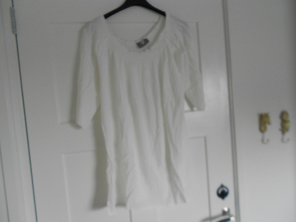 Prachtige witte tuniek blouse van Donne del Sole, maat XXL., Kleding | Dames, Verzenden, Wit, Maat 46/48 (XL) of groter, Nieuw