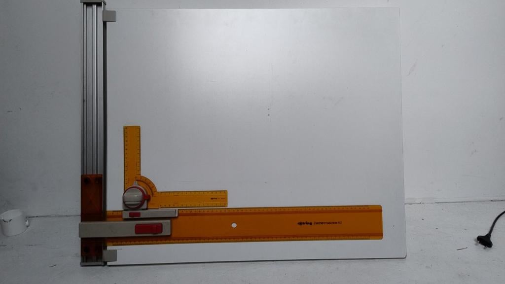 Rotring verstelbare tekentafel met montagebeugel, Doe-het-zelf en Verbouw, Tekentafels, Ophalen, Gebruikt, Minder dan 130 cm