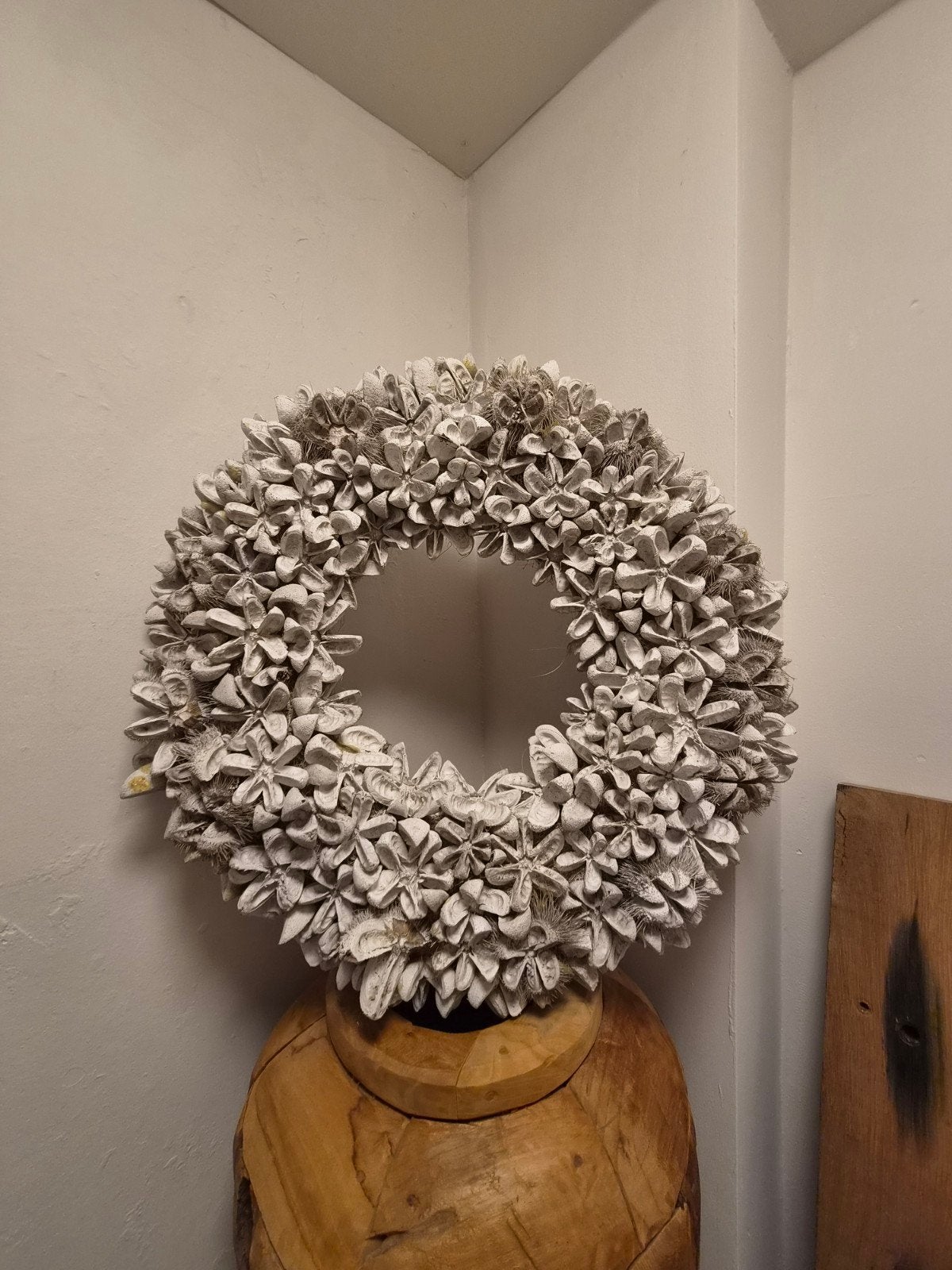 Witte Krans 'Bakuli' - Natuurlijke Decoratie EXTRA GROOT, Ophalen of Verzenden, Zo goed als nieuw, Krans, Natuurlijk materiaal