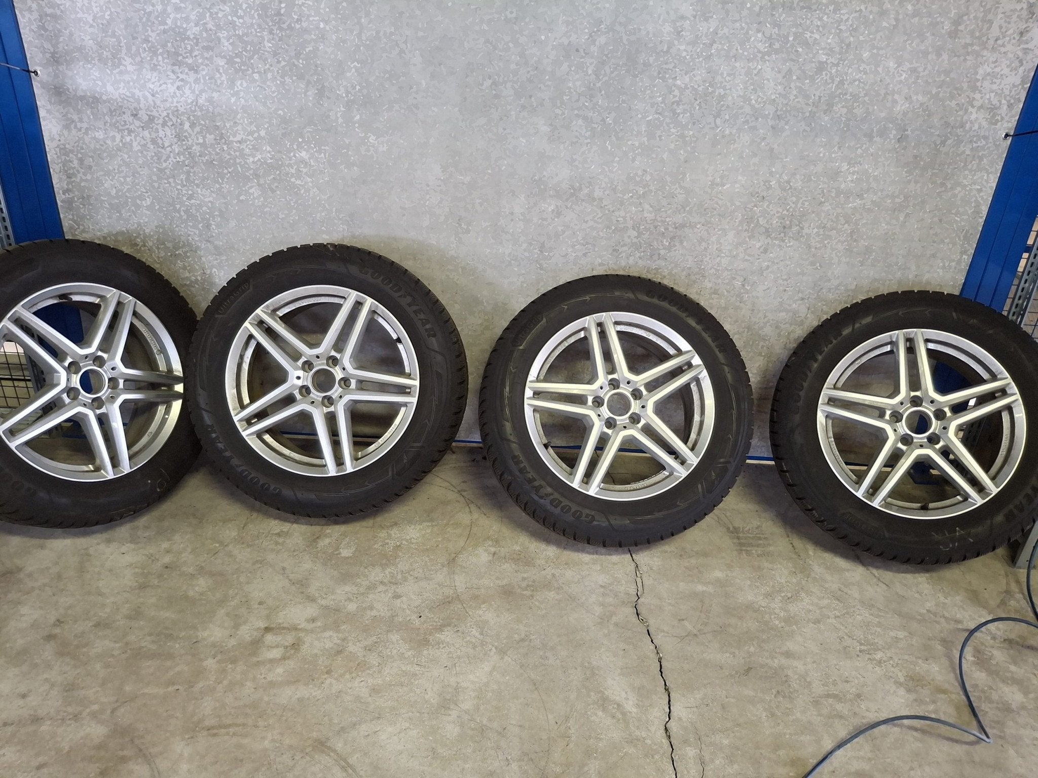 Gebruikte winterwielenset goodyear Volvo V60 (235/60/18)