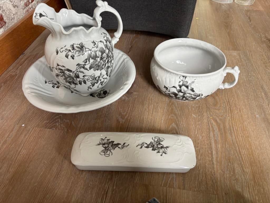 Mooie porseleinen lampetset 4 delig “Delft Tshangmade”, Huis en Inrichting, Ophalen, Zo goed als nieuw