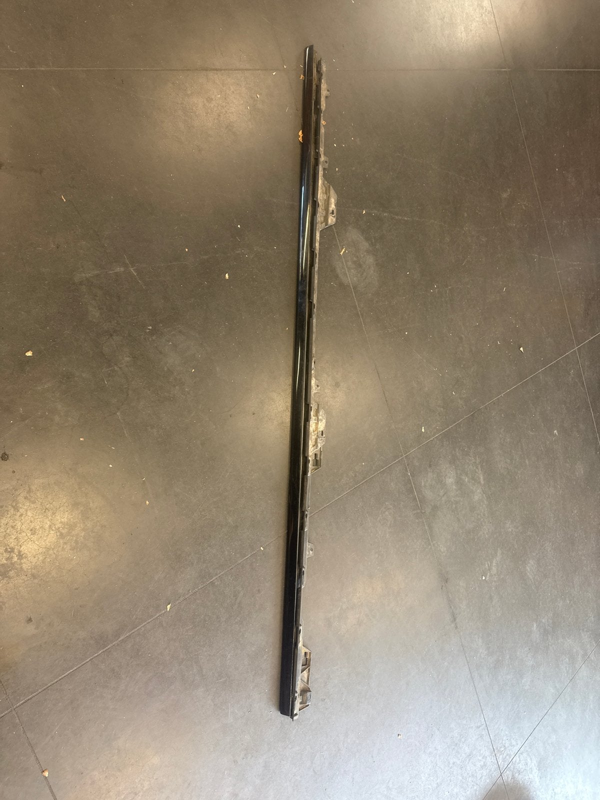 Linker sideskirt golf 7.5r orgineel, Ophalen of Verzenden