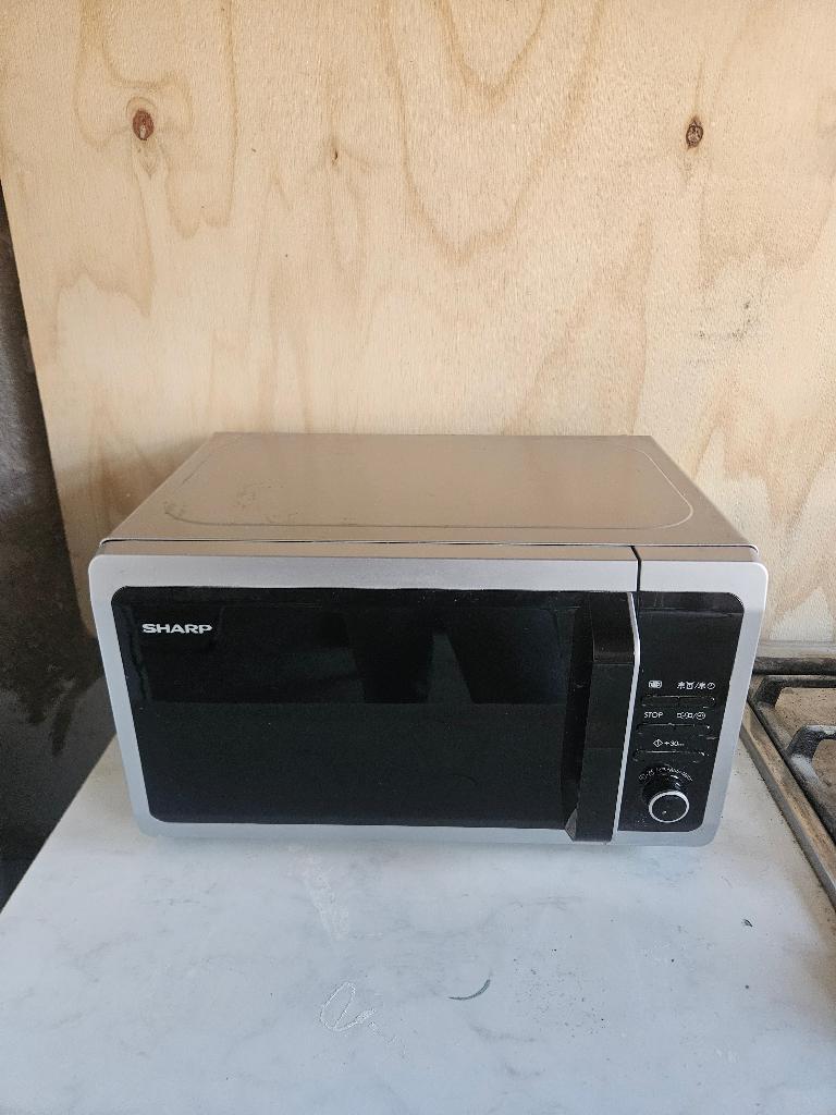 Magnetron Sharp, Ophalen, Minder dan 45 cm, Nieuw, Magnetron