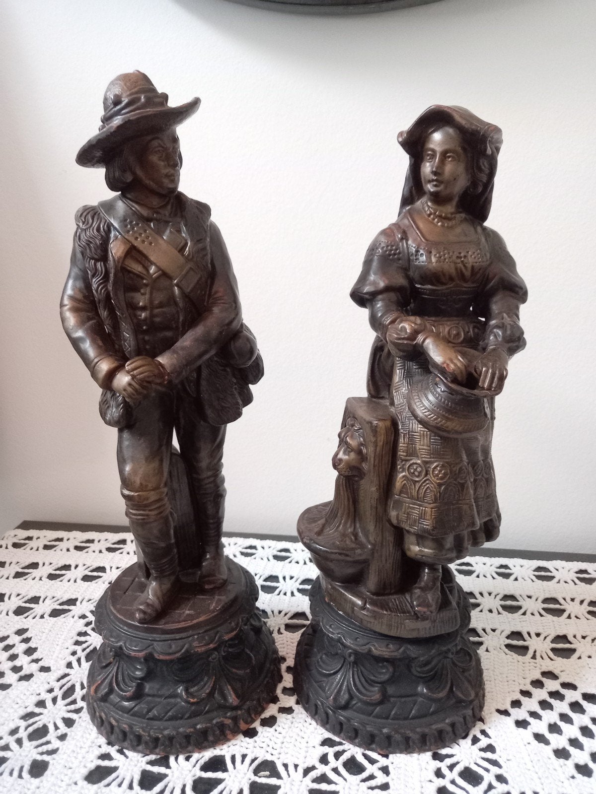 Set beelden terracotta, Ophalen