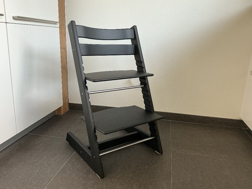 Stokke Tripp Trapp black oak nieuw model, Ophalen, Zo goed als nieuw, Meegroeistoel