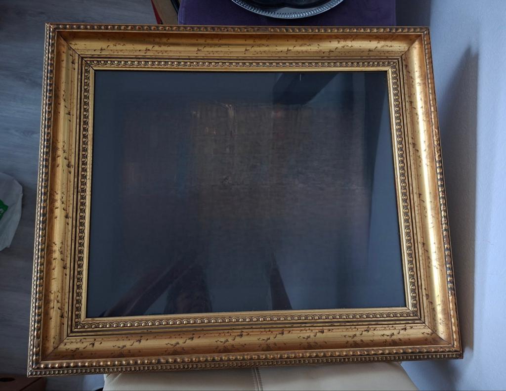 Gouden fotolijst met sierlijke details, Ophalen, Overige materialen, Gebruikt, 50 tot 75 cm