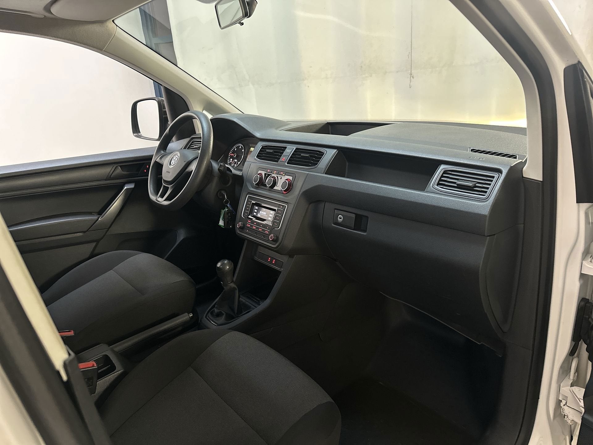 Volkswagen Caddy 2.0 TDI L1H1 Comfortline Cruise Control Air, Stof, Gebruikt, 4 cilinders, Met garantie (alle)