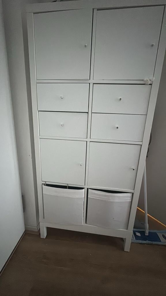 Ikea KALLAX opberg kast wit met deuren, lades en manden, Ophalen, Zo goed als nieuw, Minder dan 150 cm, Minder dan 100 cm