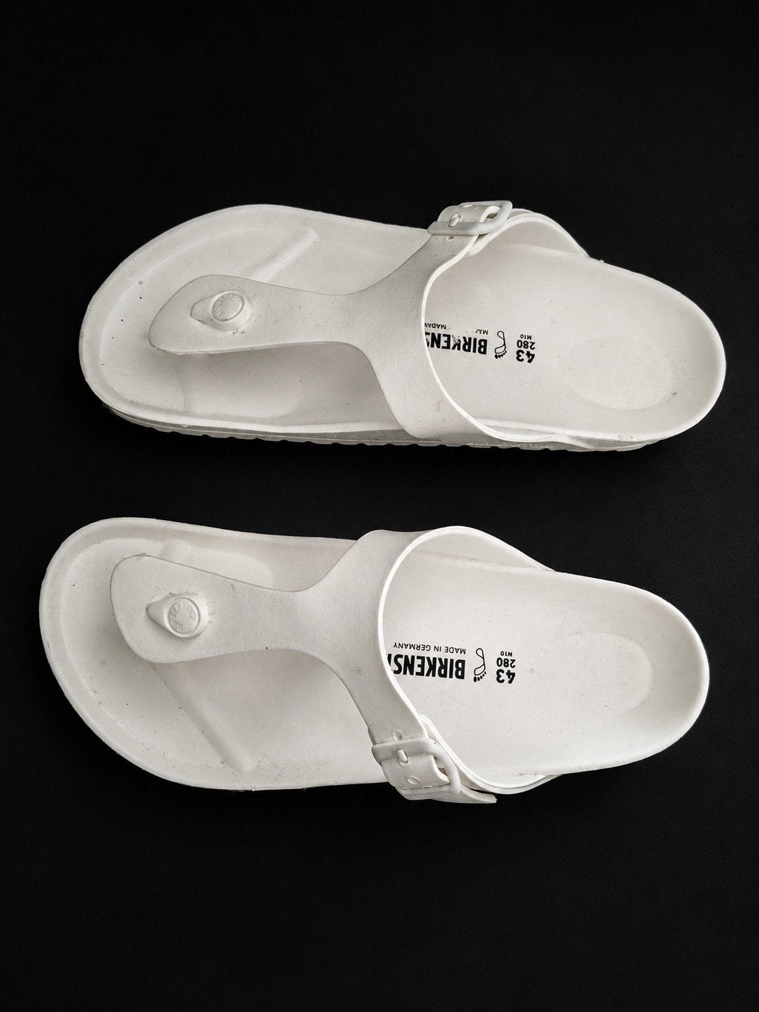 Birkenstock EVA slippers maat 43 - Zo goed als nieuw, Slippers, Wit, Ophalen of Verzenden, Zo goed als nieuw