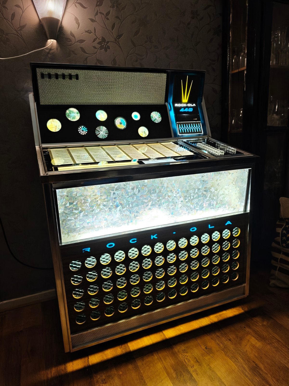Prachtige Rock-Ola 440 jukebox (1969) incl singles, Verzamelen, Gebruikt, Rock Ola, 1960 tot 1970, Ophalen