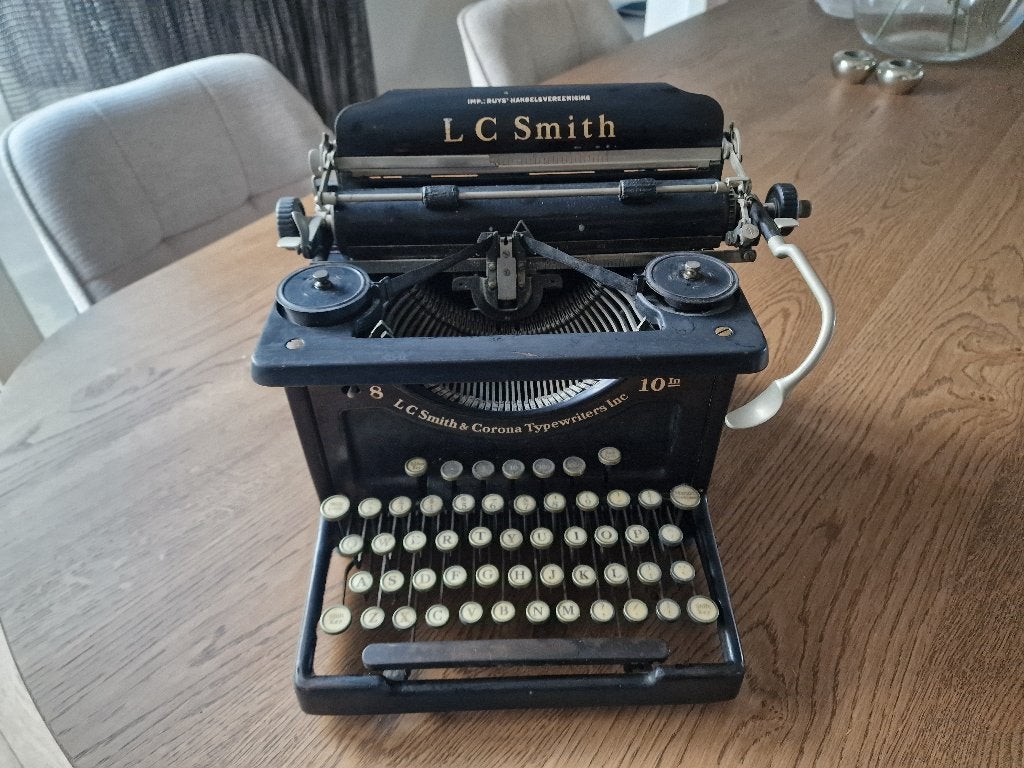 Typemachine L.C. Smith & Corona 10 inch, Ophalen, Gebruikt