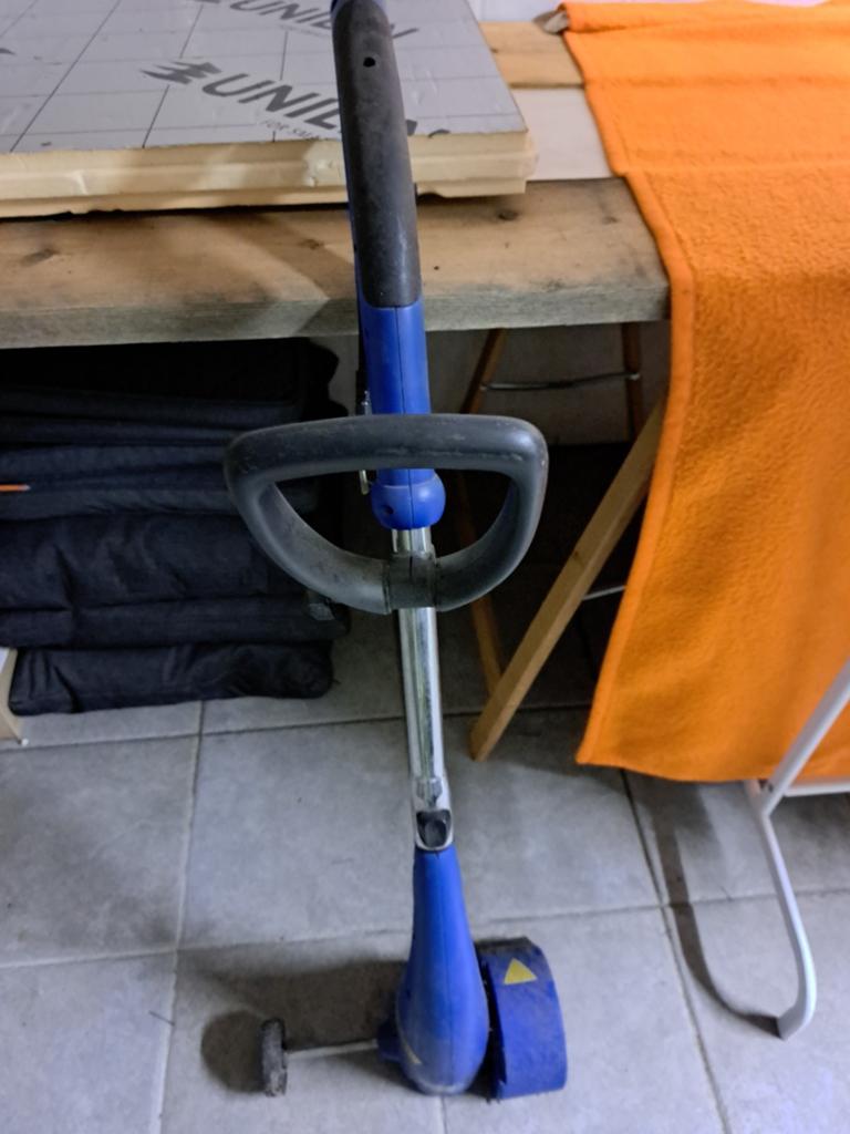 Elektrische voegenreiniger / onkruidborstel blauw voor buite, Ophalen of Verzenden, Gebruikt, Overige soorten