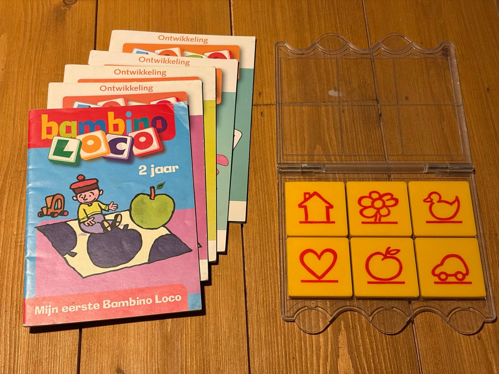 Bambino Loco set met 5 boekjes en basisdoos, Ophalen, Gebruikt, Puzzelen