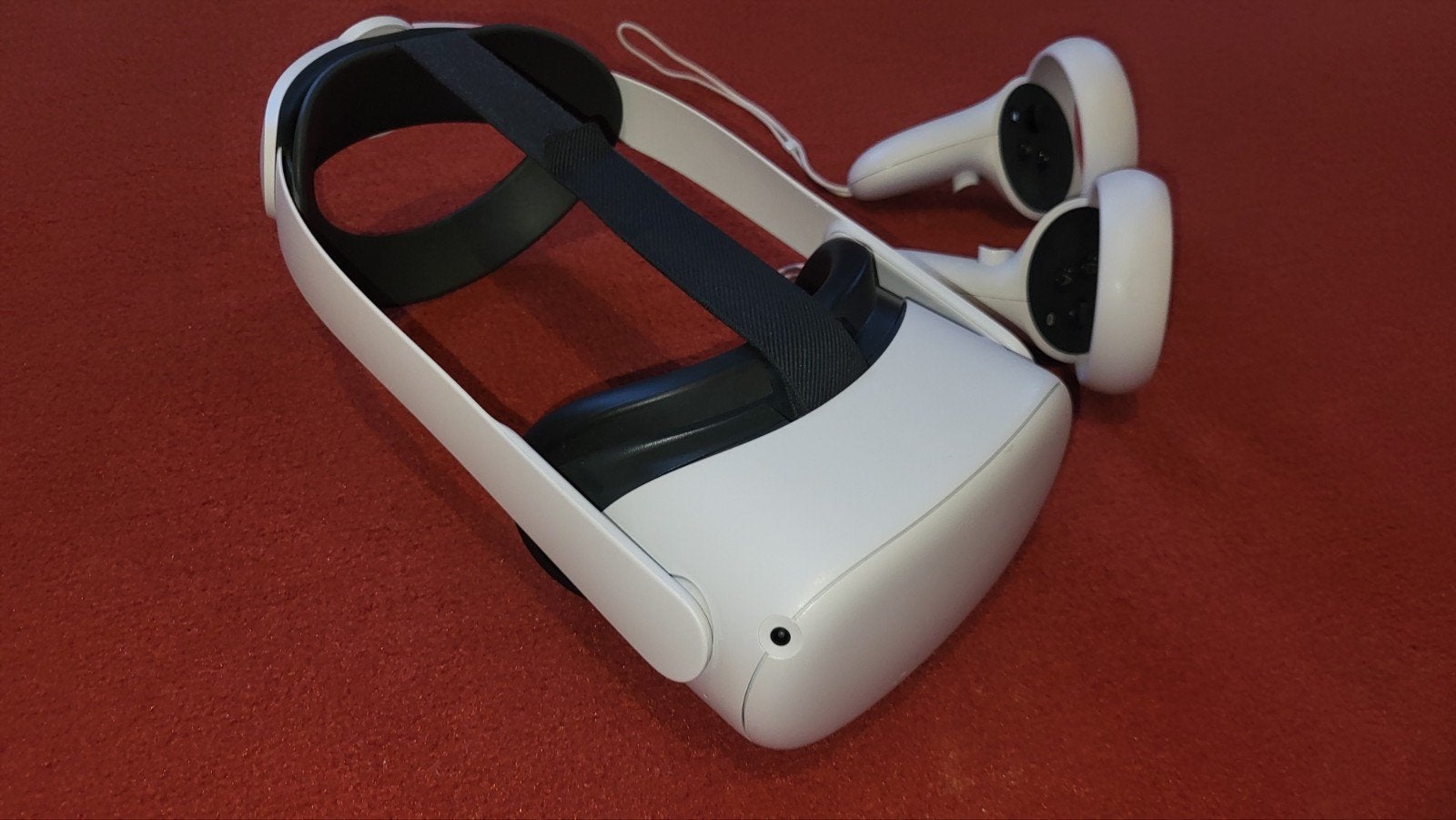 Meta Quest 2 met comfort strap en controllers, Spelcomputers en Games, Virtual Reality, Zo goed als nieuw, Overige platformen