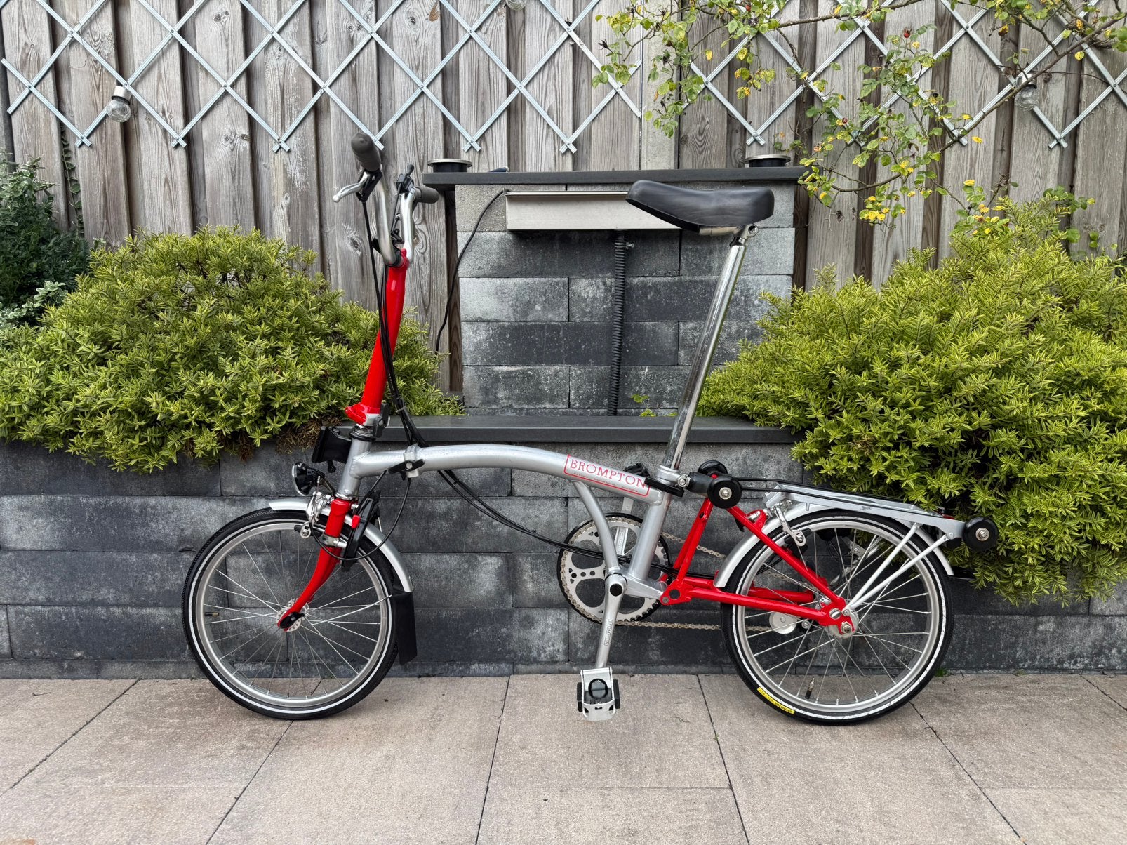 Foto 3 van Zeer nette Brompton vouwfiets