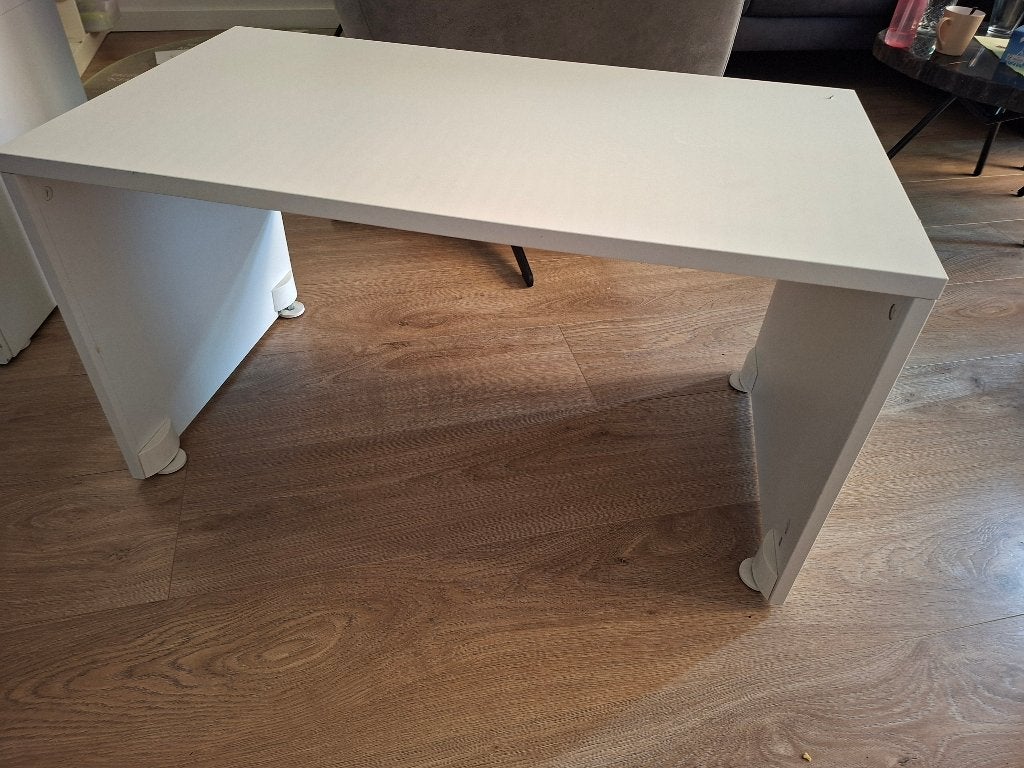 Smastad bureau/bank, Kinderen en Baby's, Ophalen, Gebruikt, Tafel