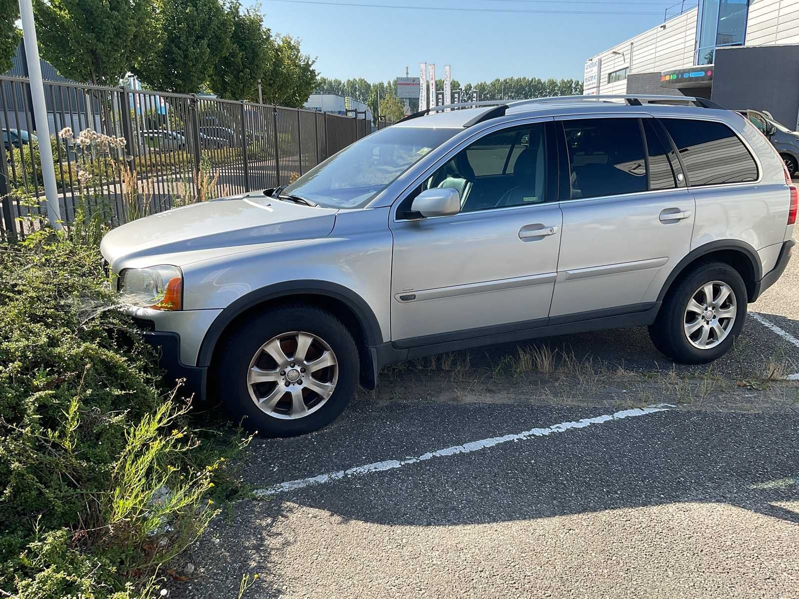 2004 Volvo XC90 2.9 T6 Momentum Personenauto, Auto's, Volvo, XC90, Gebruikt, 138 €/maand, Euro 3
