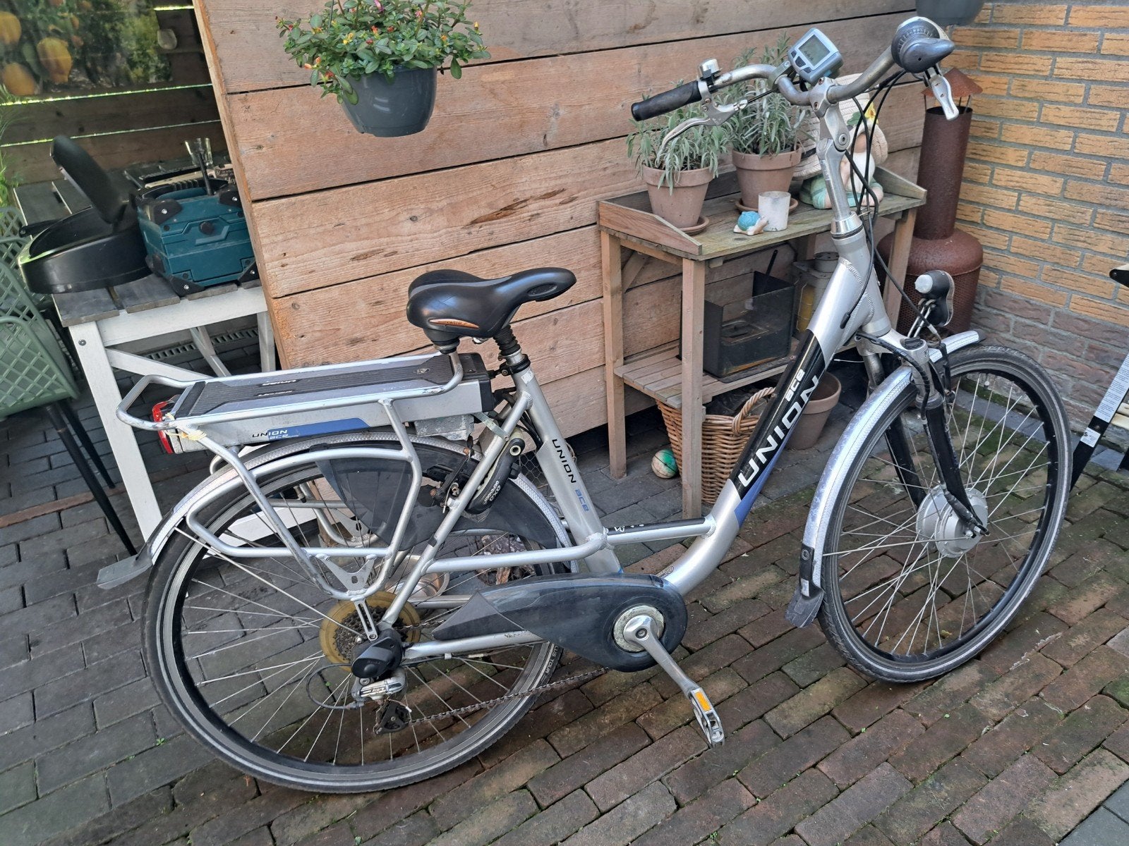 leuke  union fiets met 3 accus, Fietsen en Brommers, Elektrische fietsen, Gebruikt, Overige merken, Minder dan 30 km per accu
