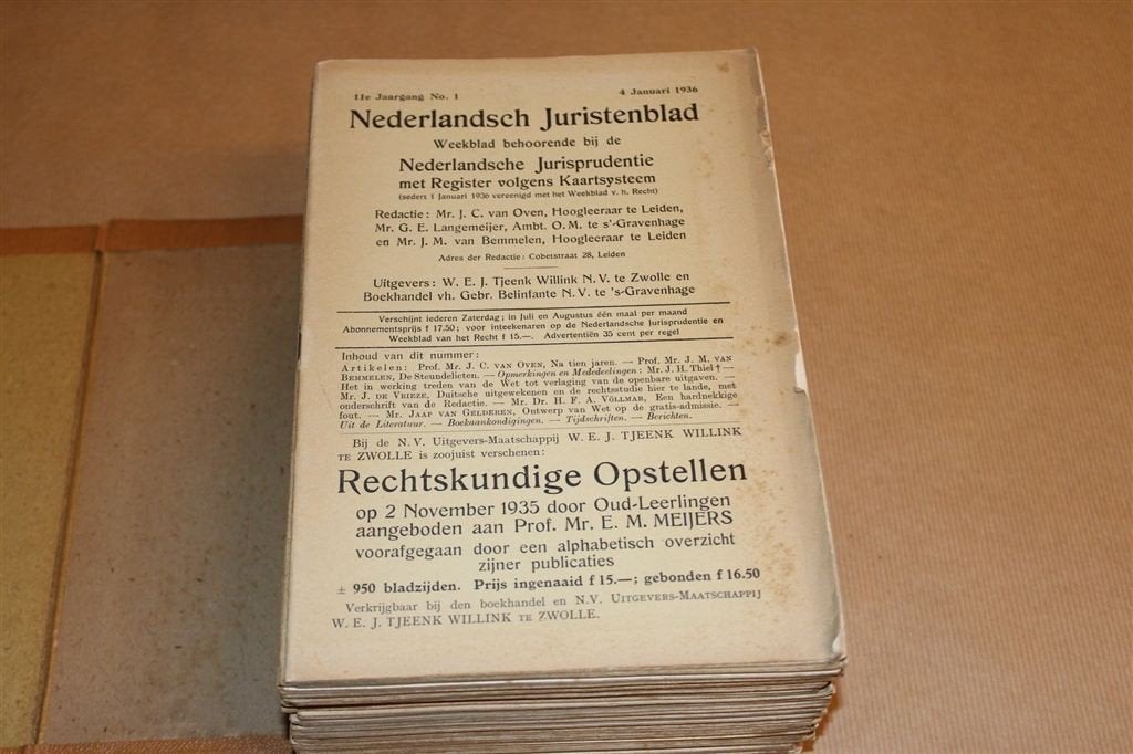 Nederlandsch Juristenblad [1936] — Jaargang 11 — Zeldzaam, Ophalen of Verzenden, Gelezen