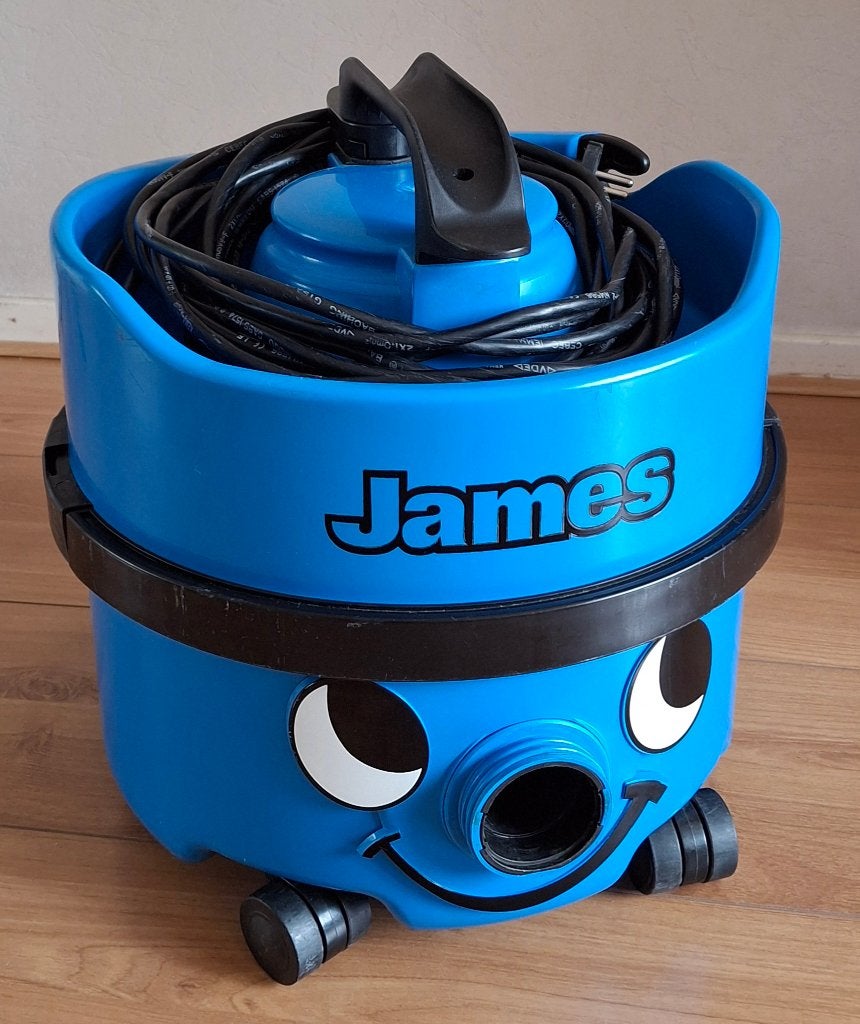Stofzuiger James, Witgoed en Apparatuur, Ophalen, Zo goed als nieuw