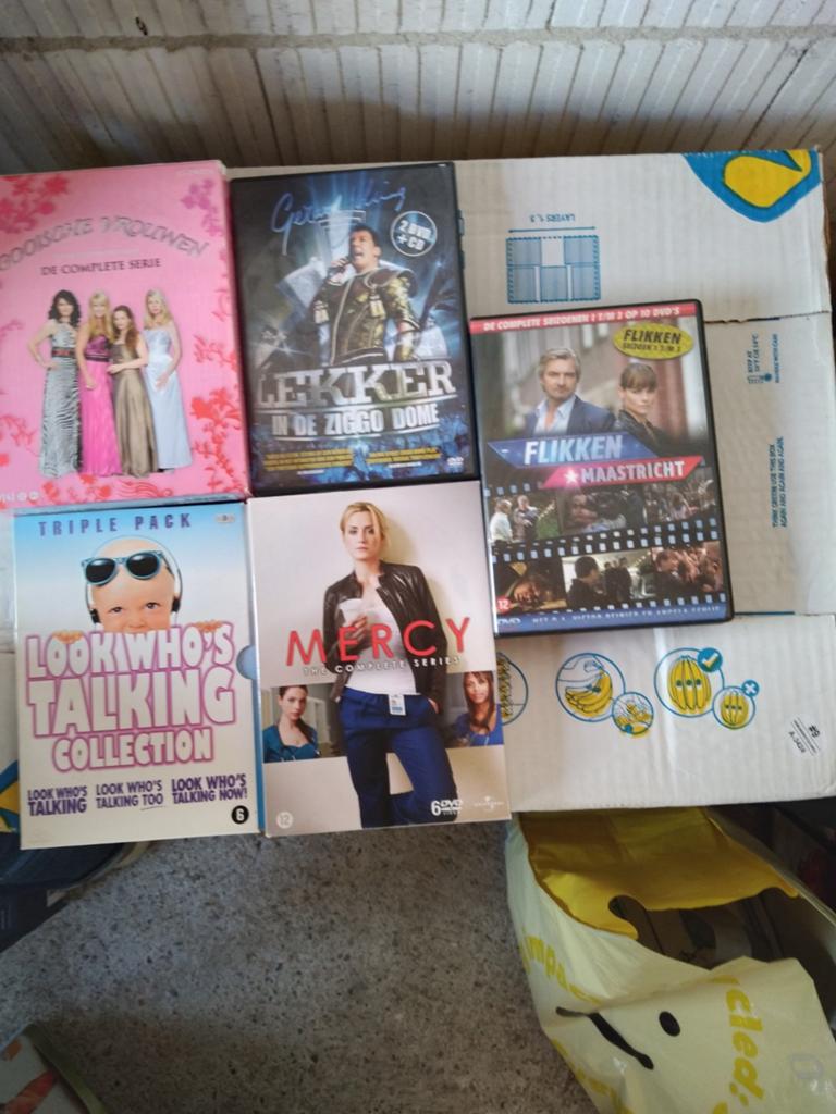 Box set per box €5, Vanaf 16 jaar, Ophalen of Verzenden, Zo goed als nieuw