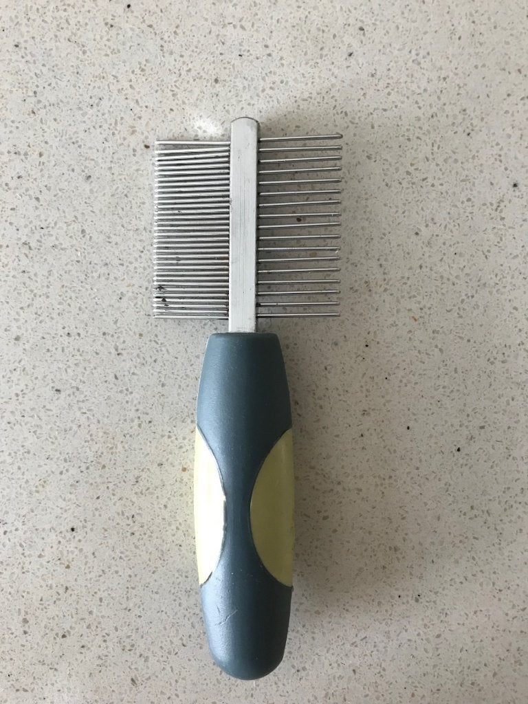 Dubbelzijdige kam voor kat, konijn of cavia, Dieren en Toebehoren, Katten-accessoires, Ophalen of Verzenden, Zo goed als nieuw
