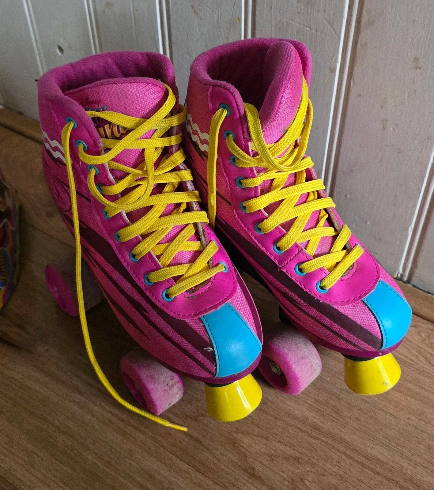 Rollerskates Soy Luna + helm, Ophalen of Verzenden, Gebruikt, Kinderen