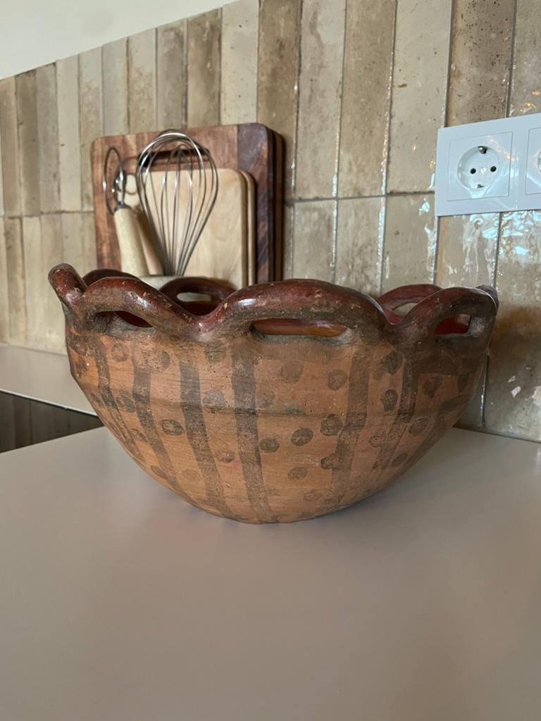 Hele gave fruitschaal aardewerk sober shabbi, Huis en Inrichting, Woonaccessoires | Schalen en Manden, Rond, Ophalen of Verzenden