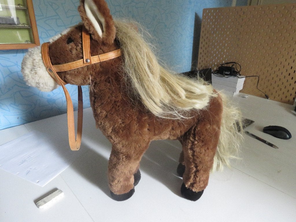 knuffel paard sigikid 45 cm groot, Paard, Ophalen of Verzenden, Zo goed als nieuw, Middelgroot (20 tot 80 cm)