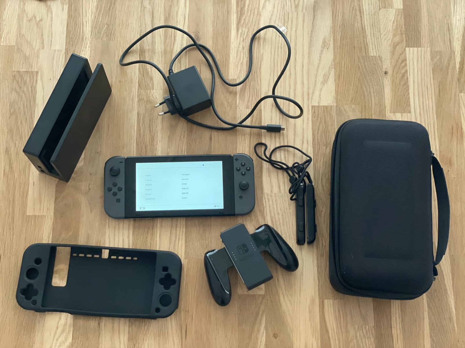 Nintendo switch V1, Ophalen of Verzenden, Zo goed als nieuw, Met 2 controllers, Switch Original