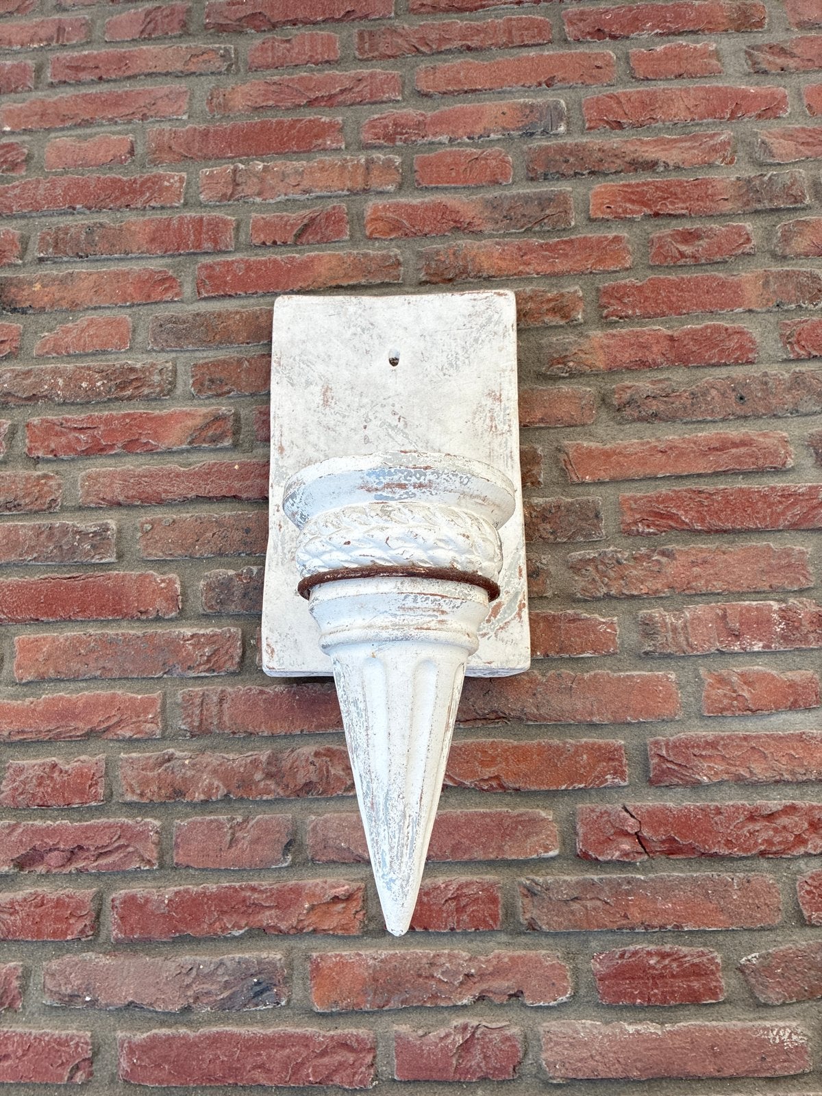 Decoratieve ijshoorntjes wanddecoratie 2 te koop, Ophalen