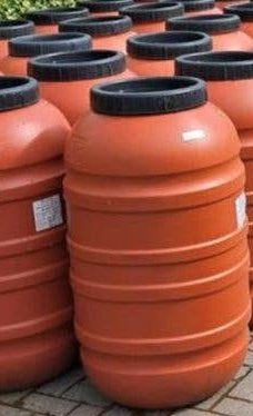 Regenton 220L, Tuin en Terras, Regentonnen, 150 liter of meer, Ophalen, Zo goed als nieuw, Kunststof