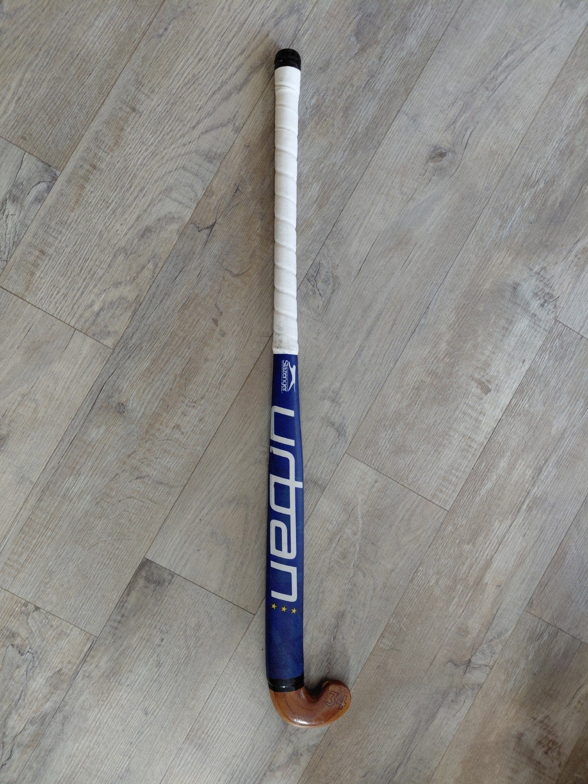 Hockeystick. Merk: Slazenger Urban. 34" 86 cm. Wright L. L., Ophalen of Verzenden, Stick
