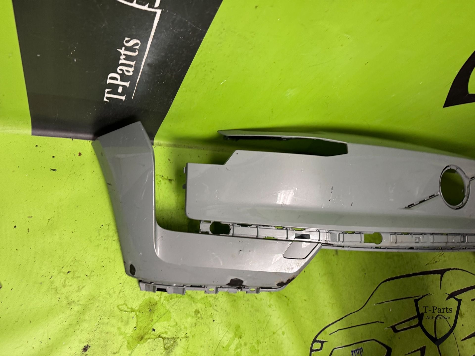 volvo ex30 voorbumper bumper EX 30 80010943, Gebruikt, Gunnar Engellaus vag 8
405 31  Gothenburg, SE, Info@volvocars.com, Ophalen of Verzenden