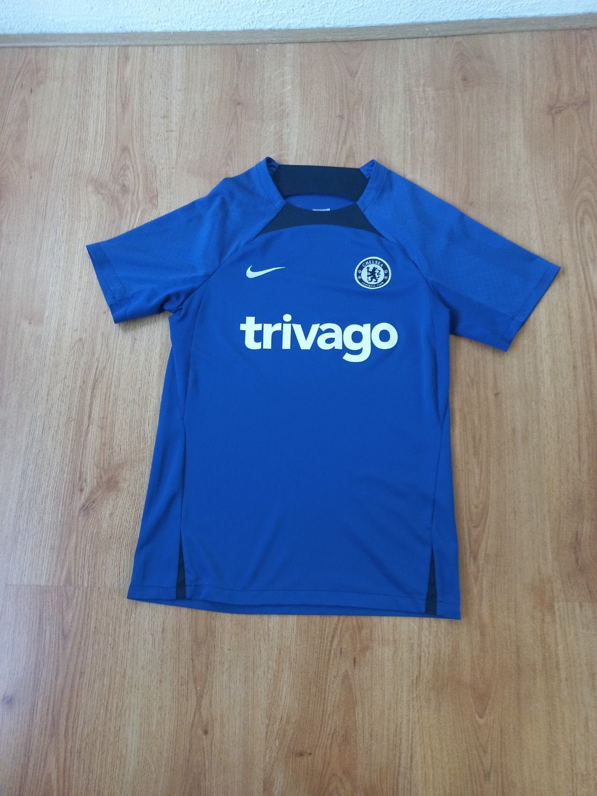 Nike Chelsea voetbalshirt blauw maat S, Sport en Fitness, Voetbal, Maat S, Ophalen of Verzenden, Zo goed als nieuw, Shirt