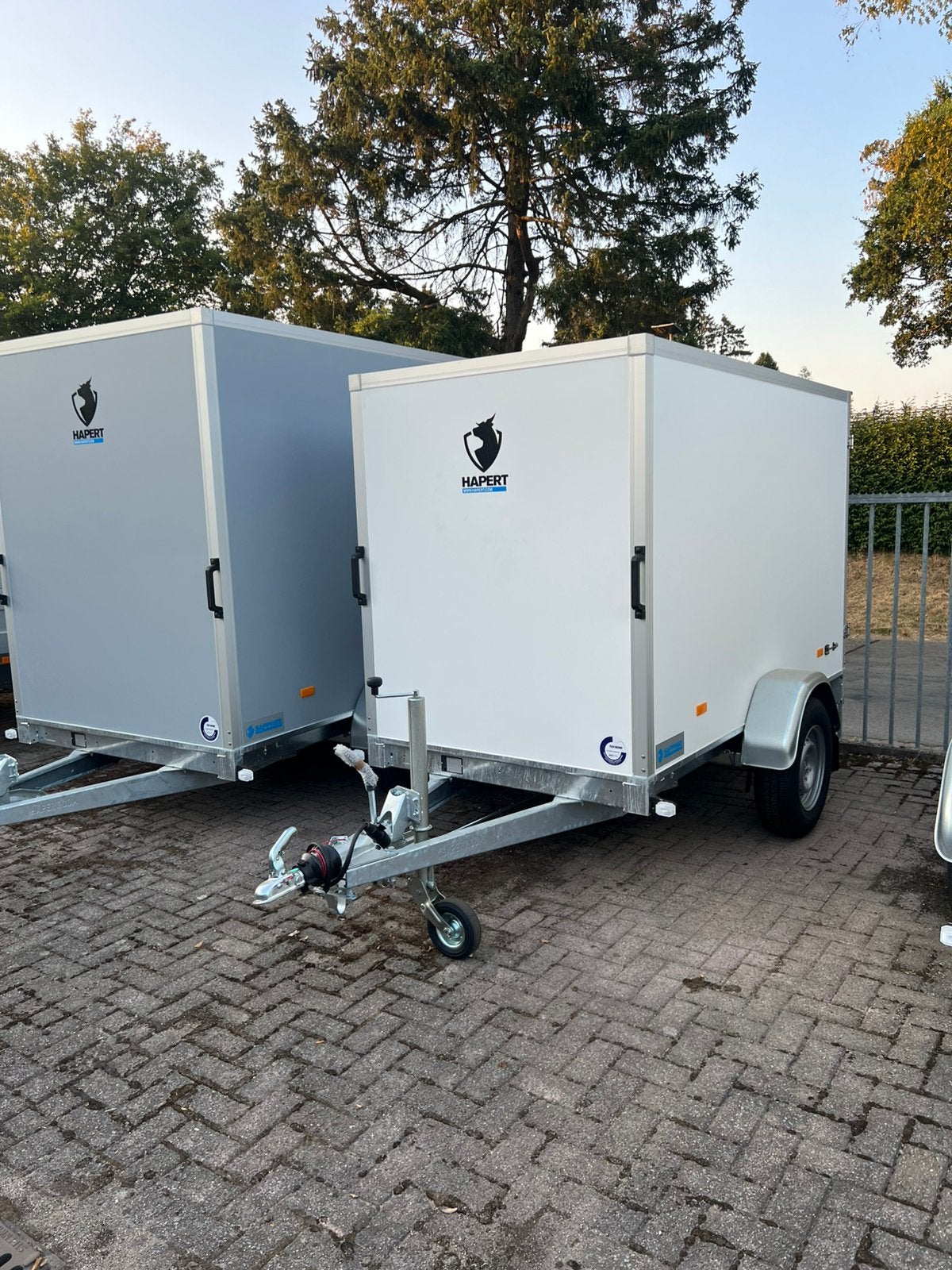 Hapert demo gesloten wagen, Ophalen, Zo goed als nieuw