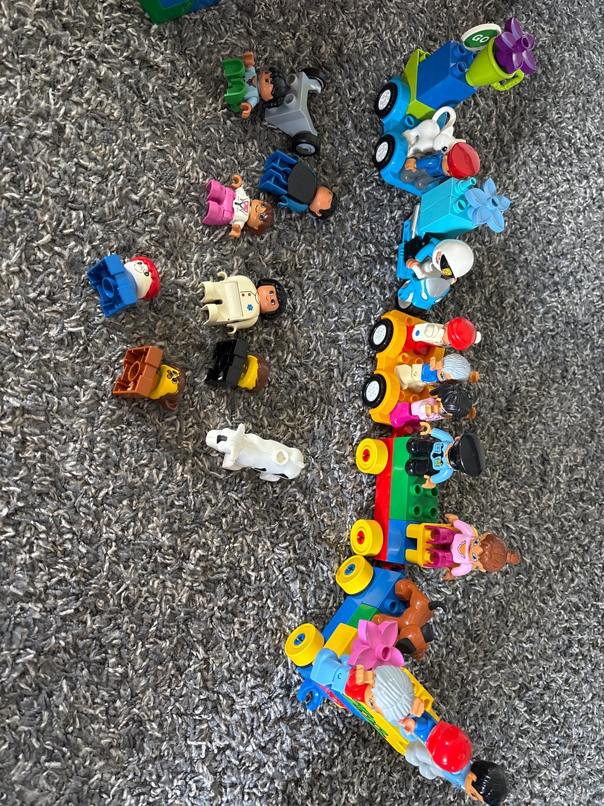 Grote collectie LEGO Duplo met poppetjes en voertuigen, Ophalen of Verzenden, Gebruikt, Complete set, Duplo