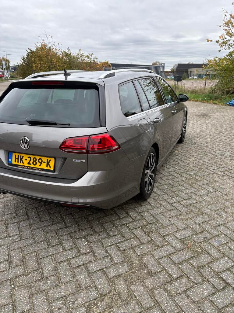 Volkswagen Golf 1.6 TDI 81KW/110PK Var. Aut7  2015 Grijs, 4 cilinders, 700 kg, Origineel Nederlands, Diesel