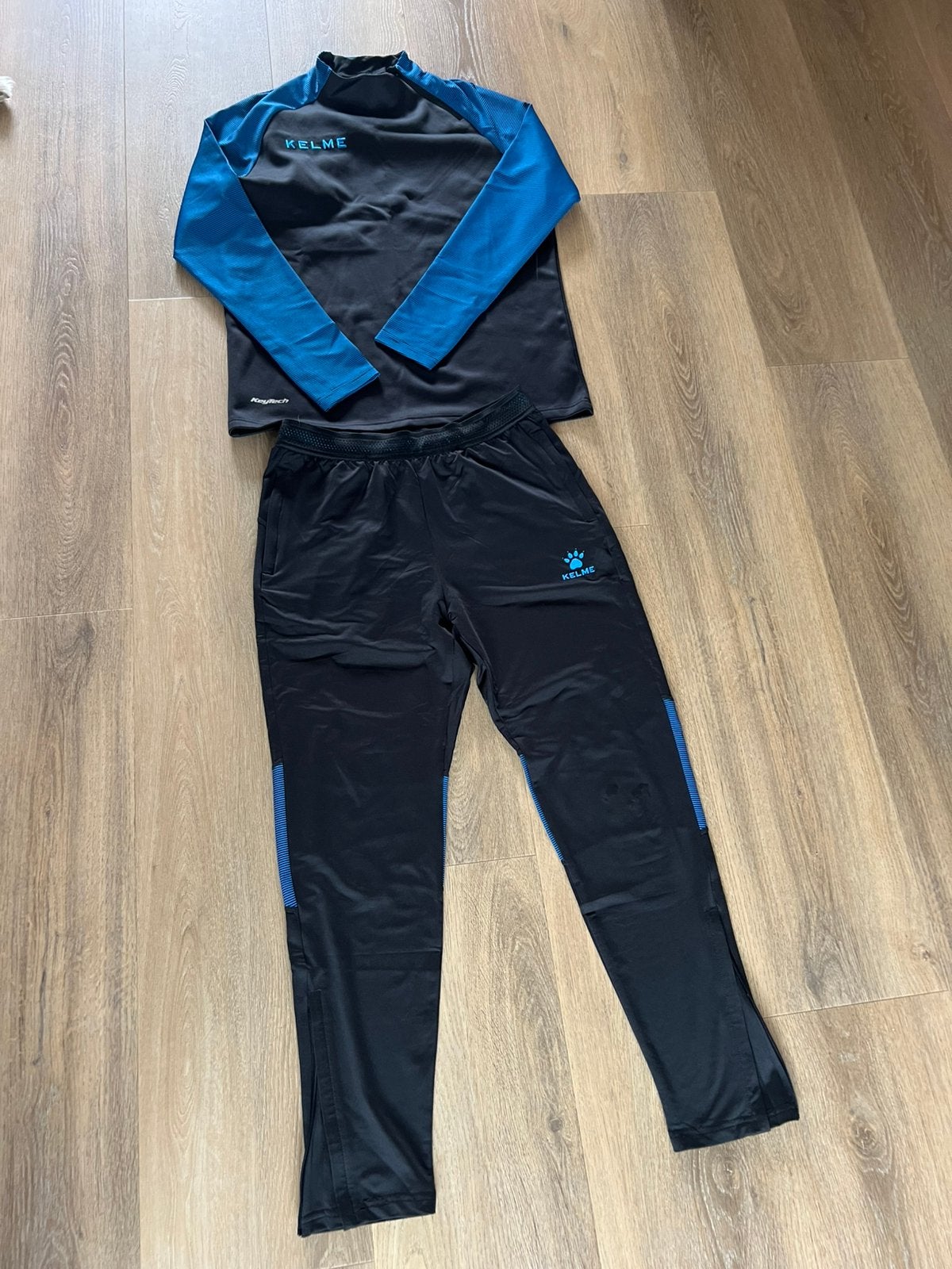 Verschillende soorten sportkleding, Kleding | Heren, Ophalen, Overige kleuren, Zo goed als nieuw, Voetbal
