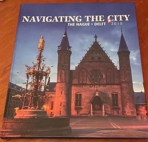 Navigating The City 2018 / Den Haag - Delft, Ophalen of Verzenden, Zo goed als nieuw