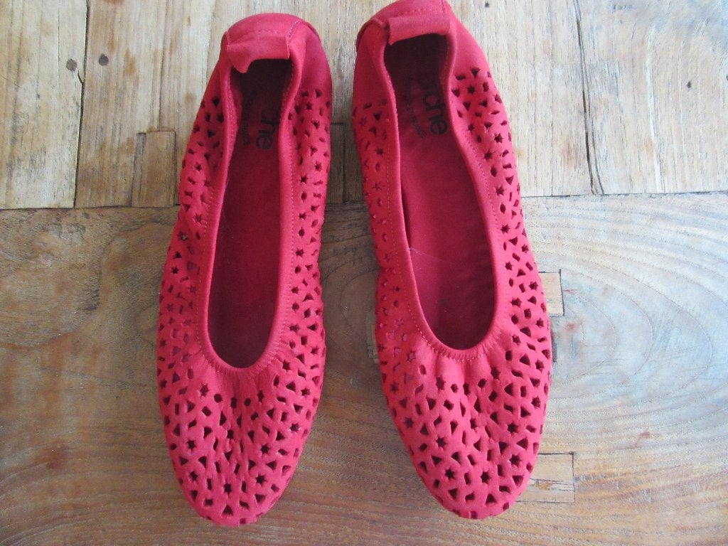 rode schoenen Arche maat 38, Kleding | Dames, Schoenen, Ophalen of Verzenden, Rood, Sneakers of Gympen, Zo goed als nieuw