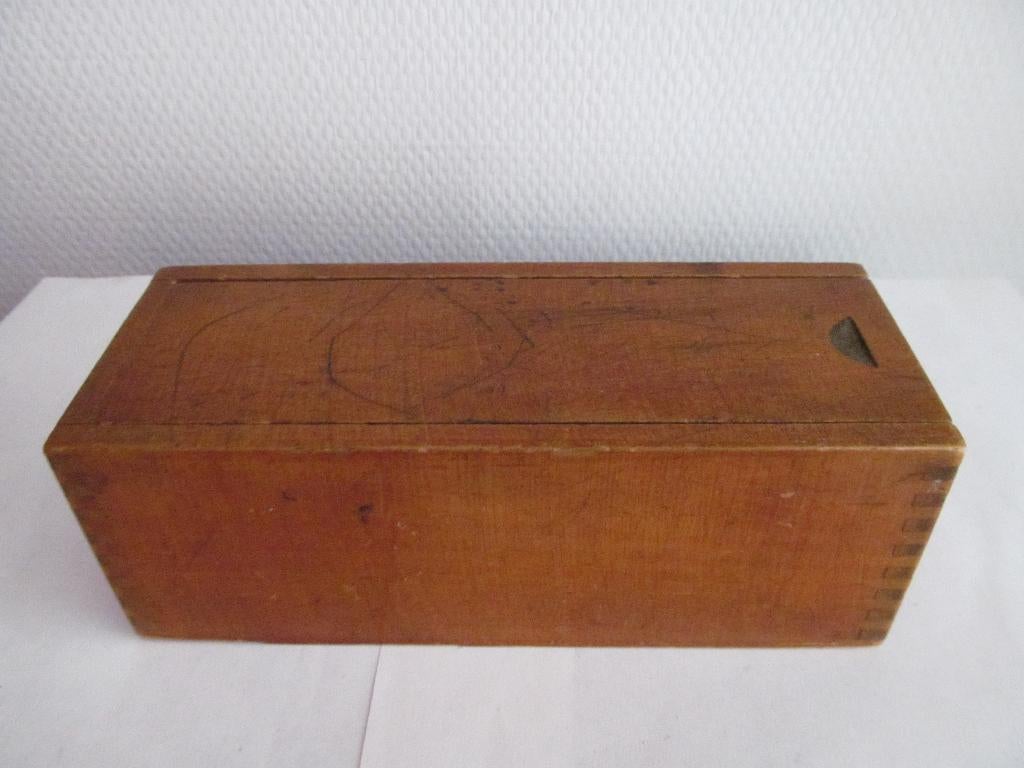 Antiek domino spel., Ophalen