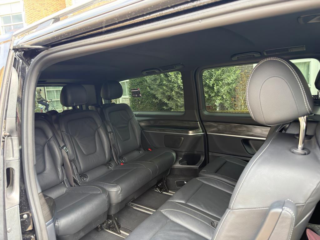 Mercedes-Benz EQV 300 L3 204pk 2024 Zwart, Elektrisch, Dealer onderhouden, Stoelverwarming, Te koop